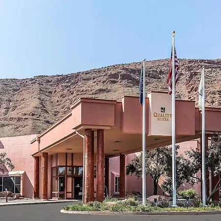 Quality Suites Moab Near Arches National Park-3