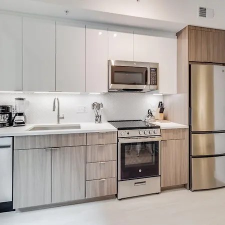 Global Luxury Suites At Capitol Hill-2