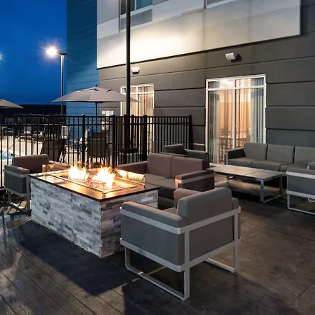 Fairfield Inn & Suites By Marriott Charlotte University Research Park-2