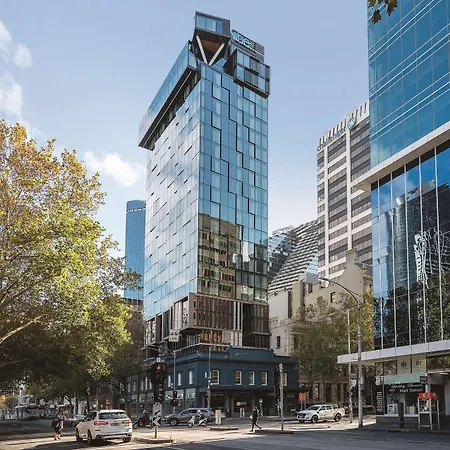 Vibe Hotel Melbourne-2