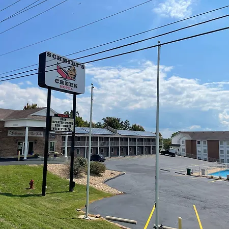 Schmidt'S Creek Hotel-3