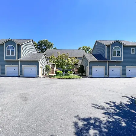 Canterbury Court - 6A-2