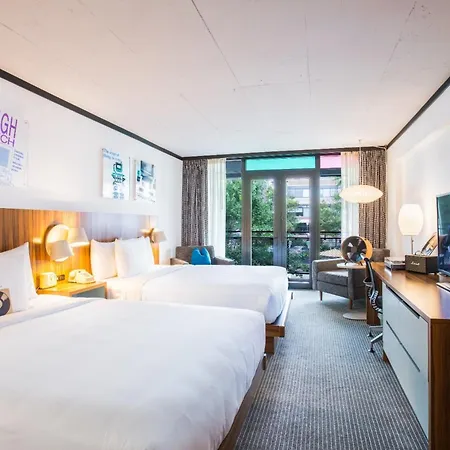 The Verb Hotel-3