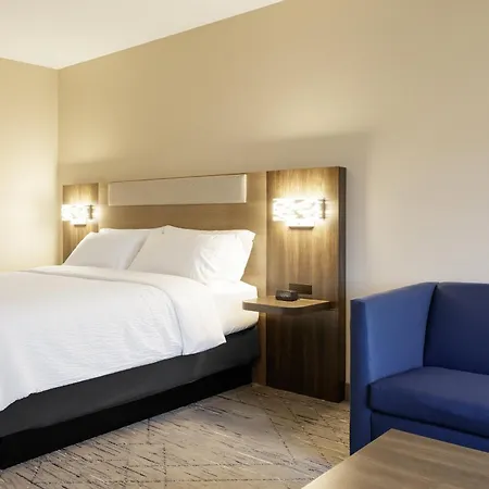 Holiday Inn Express & Suites Austin South By Ihg-3