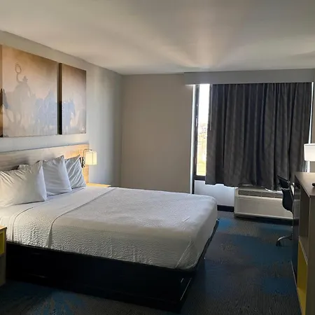 Days Inn By Wyndham Amarillo East-3