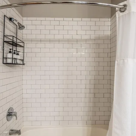 Kasa Dilworth Charlotte-3