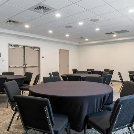 Hilton Garden Inn Portland Airport-3