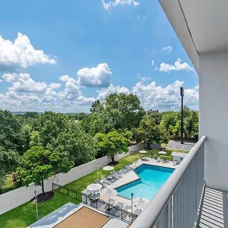 Spark By Hilton Chattanooga Downtown-2