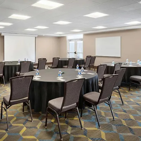 Fairfield Inn & Suites By Marriott Charlotte Airport-3