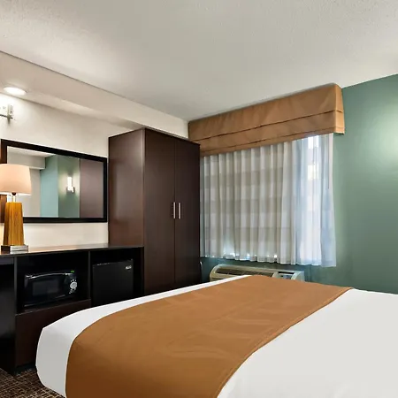The Point Hotel-3