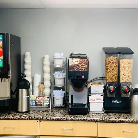 Super 8 By Wyndham Austin Downtown/Capitol Area-3