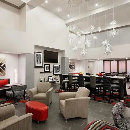 Hampton Inn And Suites Roanoke Airport/Valley View Mall-2