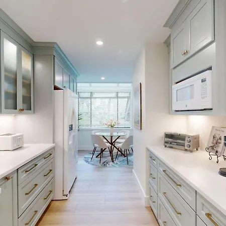 903 Inverness Village-2