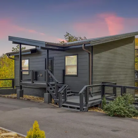 Sunset Chalet Cabin-2
