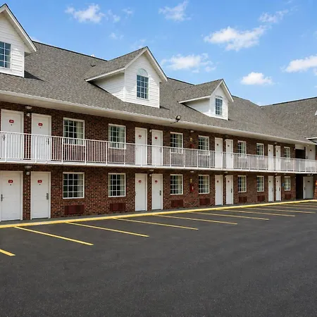 Carriage House Inn-3