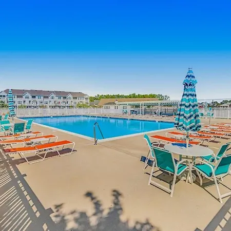 Grande At Canal Pointe 37484 Liverpool Ln-3