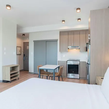 Sandman Suites Vancouver On Davie-2