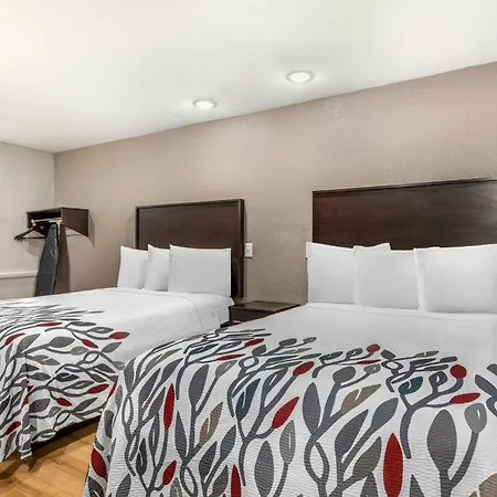 Red Roof Inn North Dallas - Park Central-2