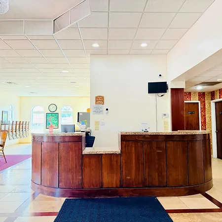 Travel Inn - Watertown Ny-3