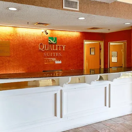 Quality Suites San Antonio Northeast-3