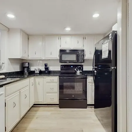Stoney Creek Villa 268-3