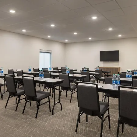Garner Hotel Denver Airport By Ihg-2