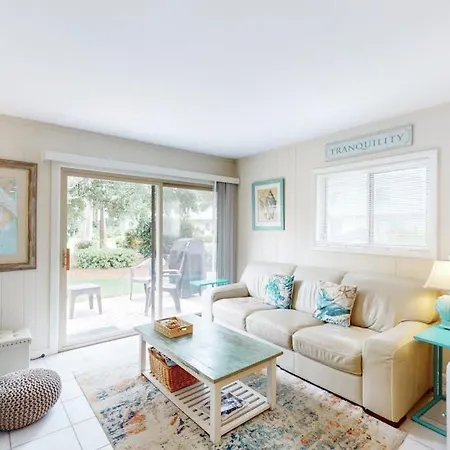 Hilton Head Cabanas 29-3