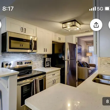 Pet Friendly | Pool | Tennis | Walk To Shops-2