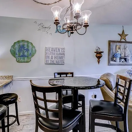 Fiddlers Cove 18B-3