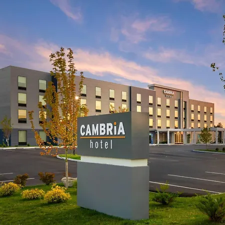 Cambria Hotel & Suites Plymouth-3