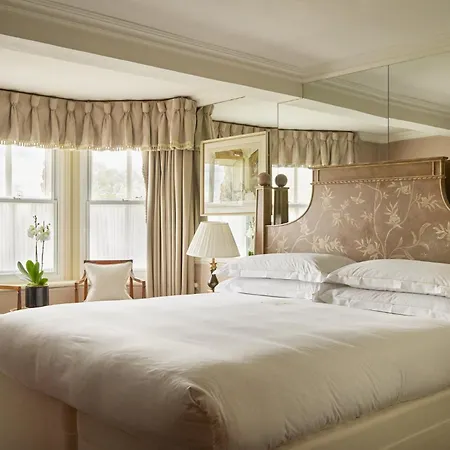 Milestone Hotel Kensington-3