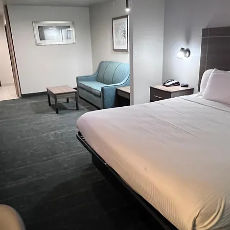 Best Western Plus Memorial Inn-3
