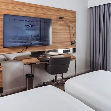 Novotel London Canary Wharf-2
