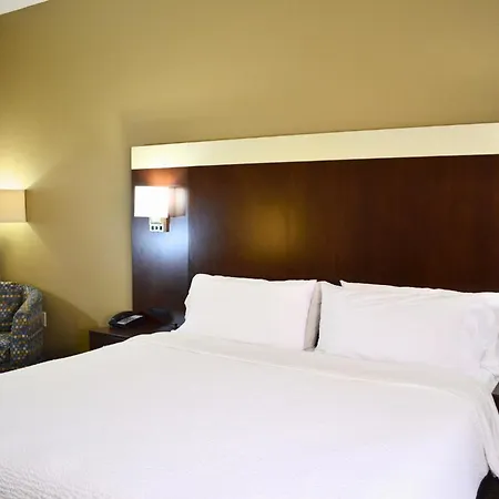 Holiday Inn El Paso Airport By Ihg-2