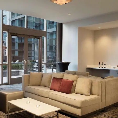 Hampton Inn Chicago West Loop Fulton Market Area-2