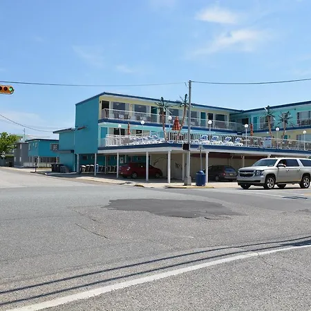 Royal Court Motel-2