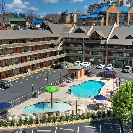 Crossroads Inn & Suites-2