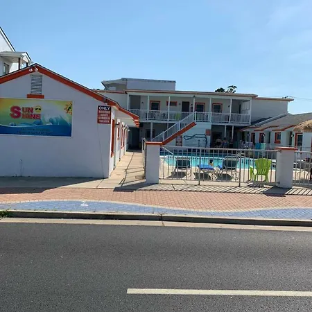 Sunshine Motel-3