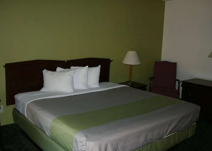 Travelodge By Wyndham Roanoke