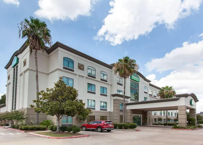 Wingate By Wyndham Houston / Willowbrook