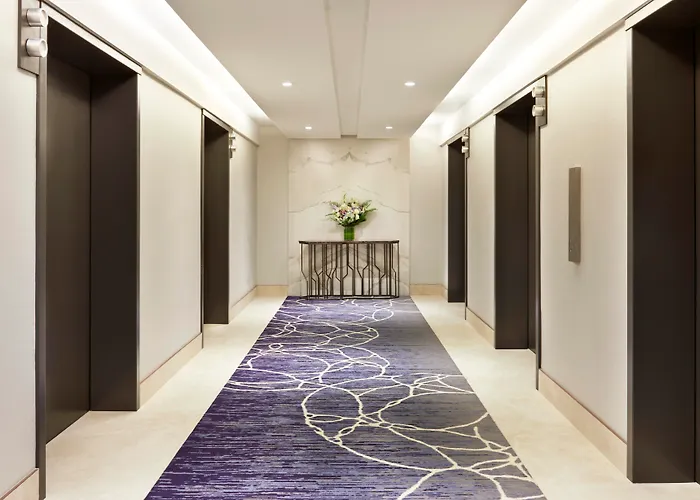 Hilton Toronto Hotel