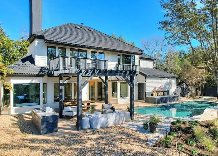 Austin 4 Bedroom Designer Pool Home
