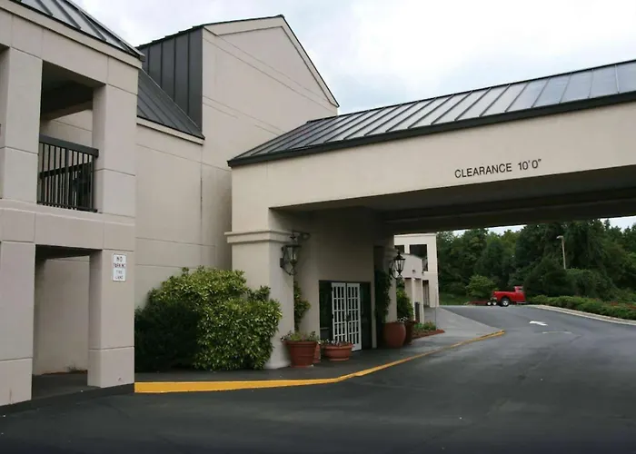 Travelodge By Wyndham Roanoke