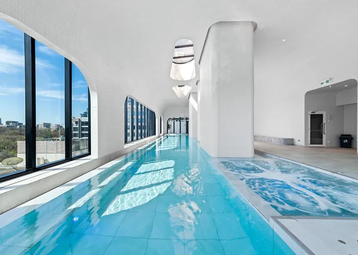 Aspire Melbourne Hotel