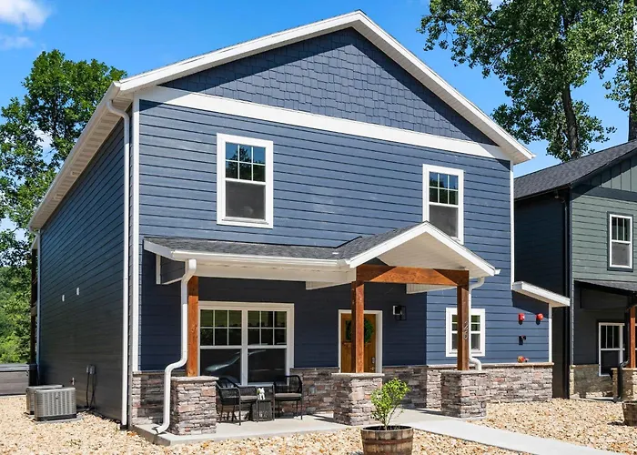 Lakeshore Living Branson