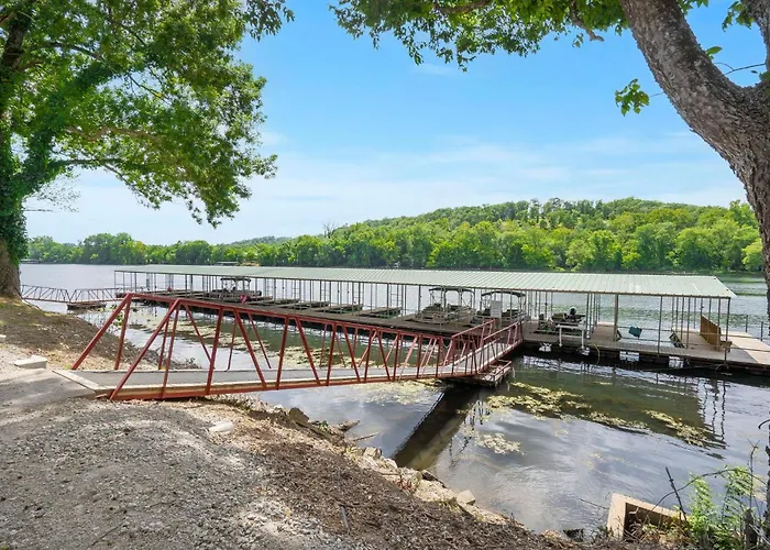 Lakeshore Living Branson