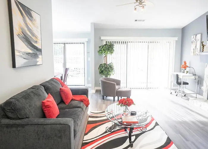 Cozy Home, 10 Minutes Away From Downtown Charlotte