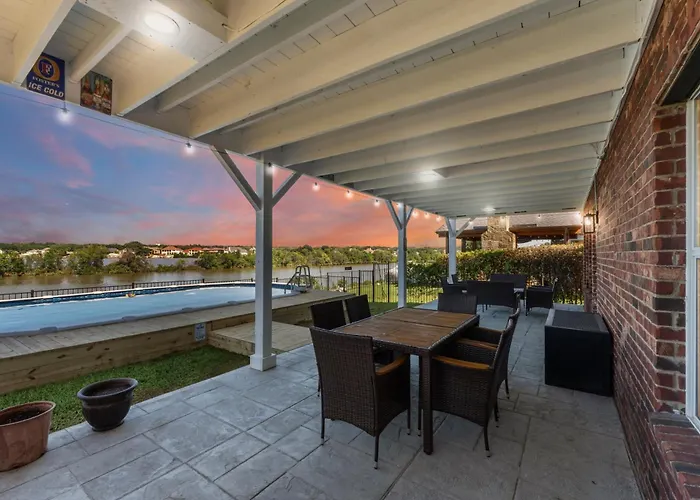 Lake House - Amazing Views & Pool Lake Arlington Fort Worth