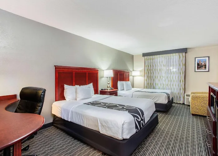 La Quinta By Wyndham Indianapolis South Hotel
