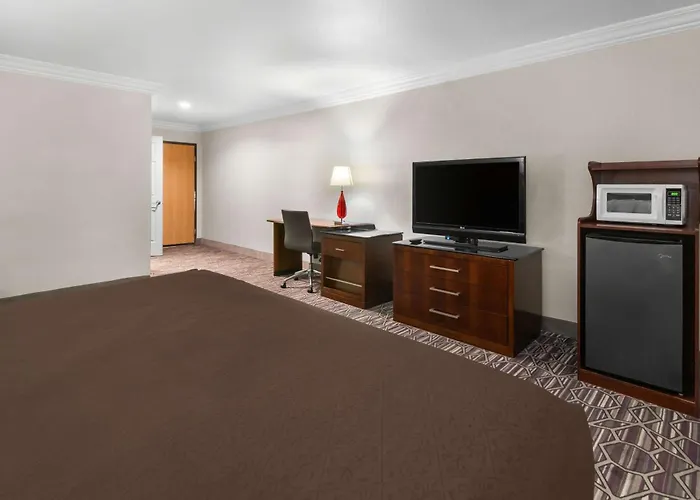 Surestay Plus By Best Western Fort Worth Benbrook